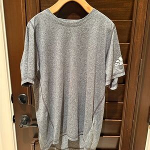 Adidas - FreeLift Men's Gray heather gym T-Shirt